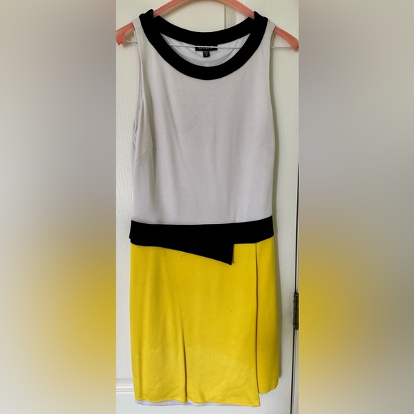 BEBE RETRO STYLE COCKTAIL DRESS WHITE, YELLOW & BLACK SIZE M - Picture 1 of 10